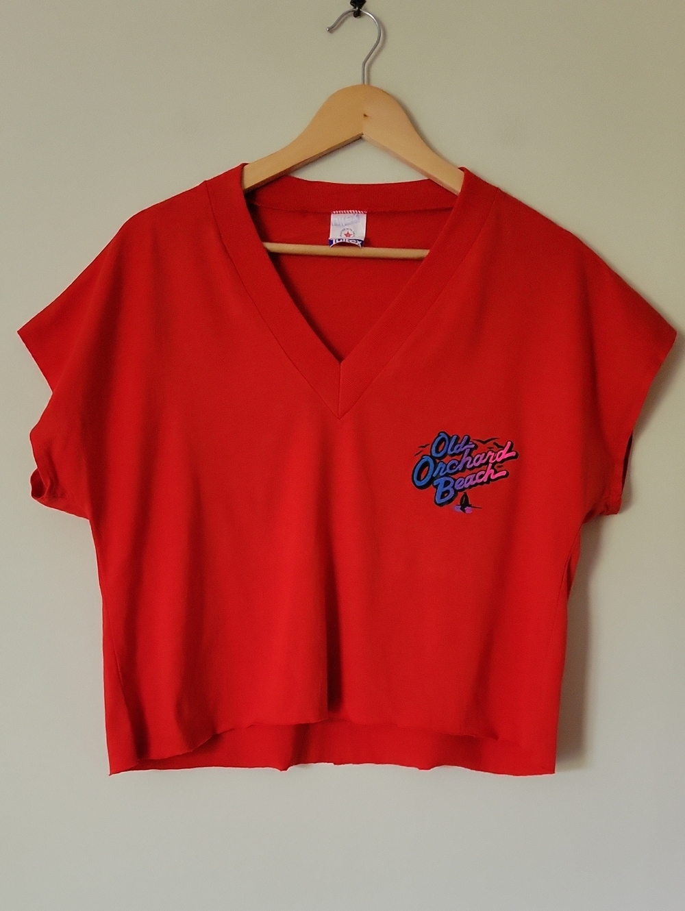 Vintage 80s Old Orchard Beach Red Cutoff Cropped V-Neck Tee Single Stitch Large